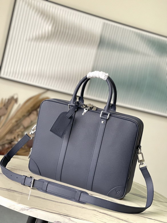 Voyage M30967蓝 39.5x29x9cm gf