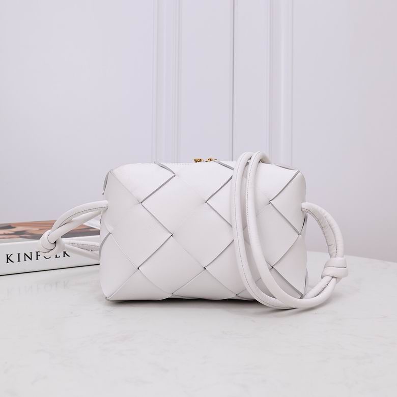 2240-1 22X14.5X7.5cm EL 7