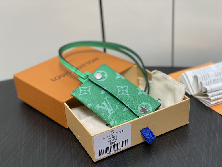 M83153 7.6x10x0.5cm gf3色