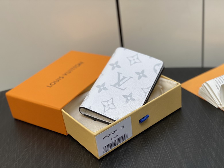 M83095 7.5x11.1x1cm gf1