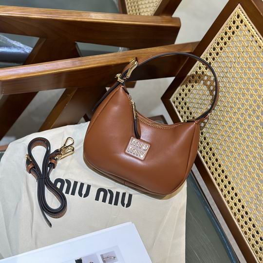 2024 Miumiu Armpit bag1:1