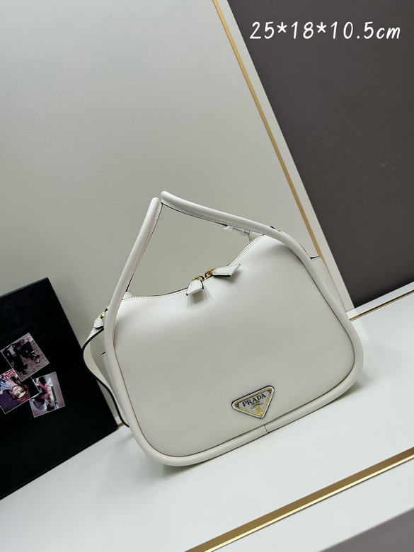 Prada Lindy 25x18x10.5cm jj2