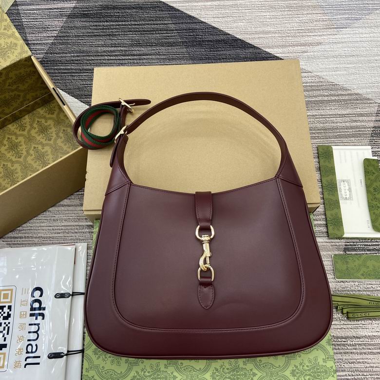 782879 35X32X5.5cm MP 3colour