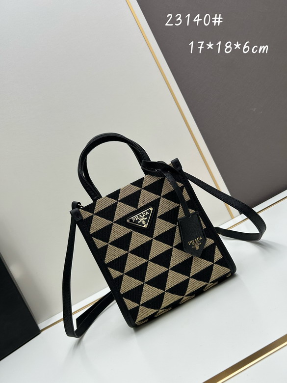 Prada 23140 17x18x6cm jj1