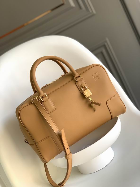Loewe 062126 28x18x11cm ss16