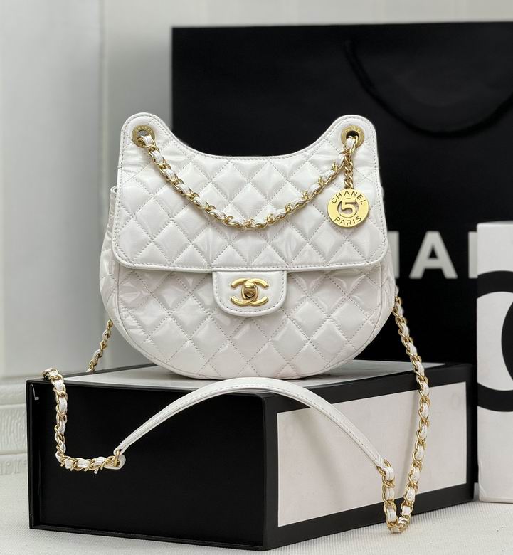 2026 Chanel hobo Original