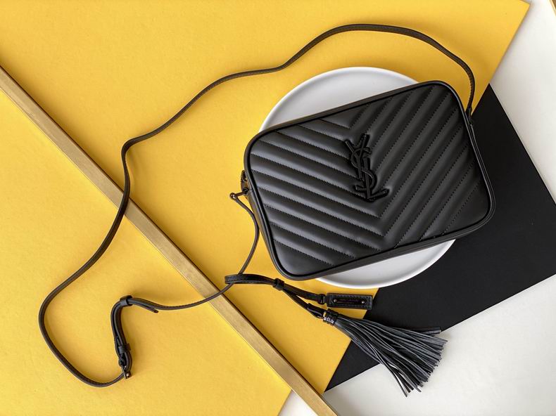 520534 23x16x6 cm wf06