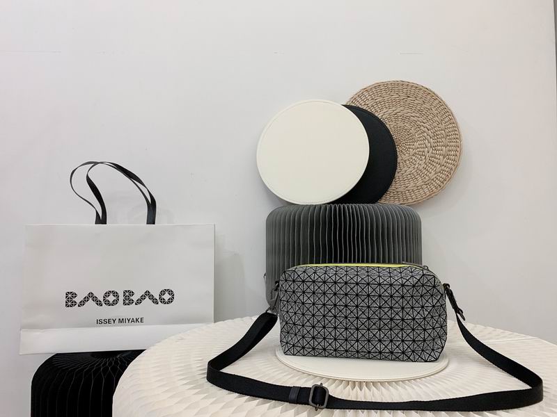 Issey Miyake BB89-AG131 23x15x11cm Yt6