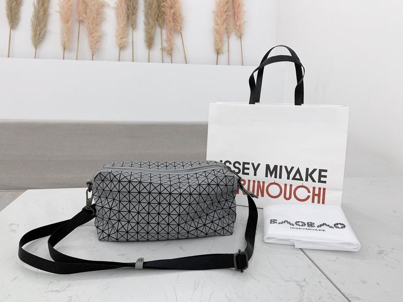 Issey Miyake BB89-AG131 23x15x11cm Yt10