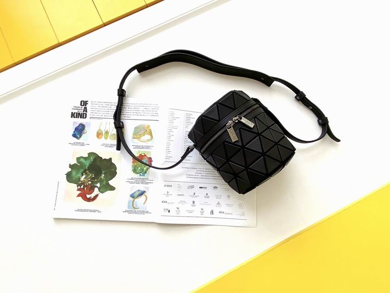 Issey Miyake 16x14cm Yt six colors