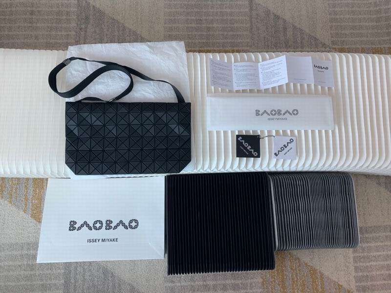 BB53-AG053 39x23.5x8cm Yt black