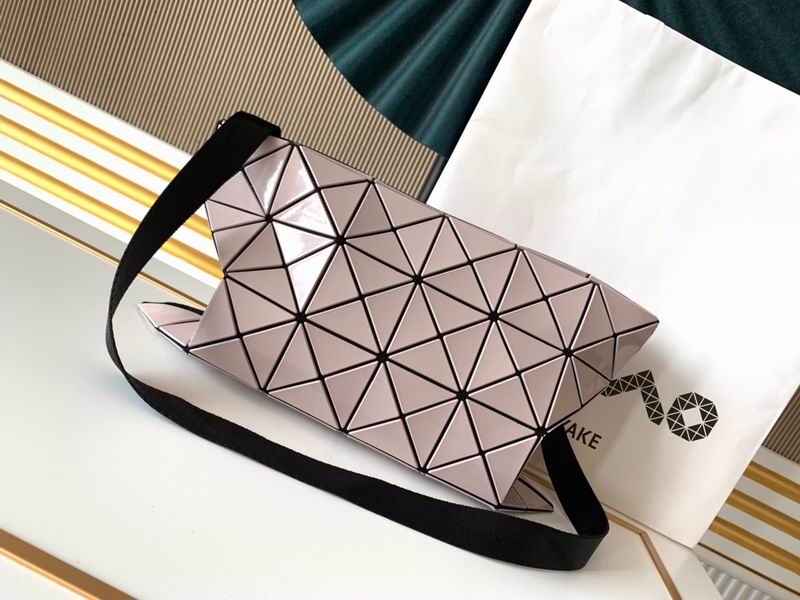 Issey Miyake34x22cm Yt5