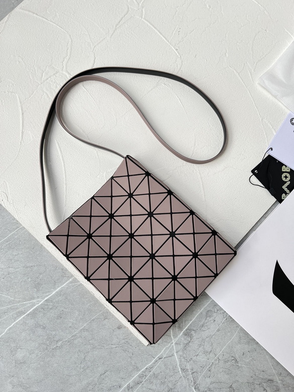 PRISM 19.5X16.0X4cm 082101 YT 4