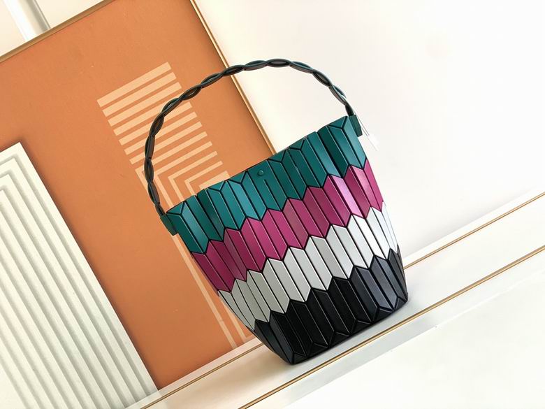 big 24.5X16.2X16.2cm small 18.8X13.4X13.4cm 030701 TY 7colour