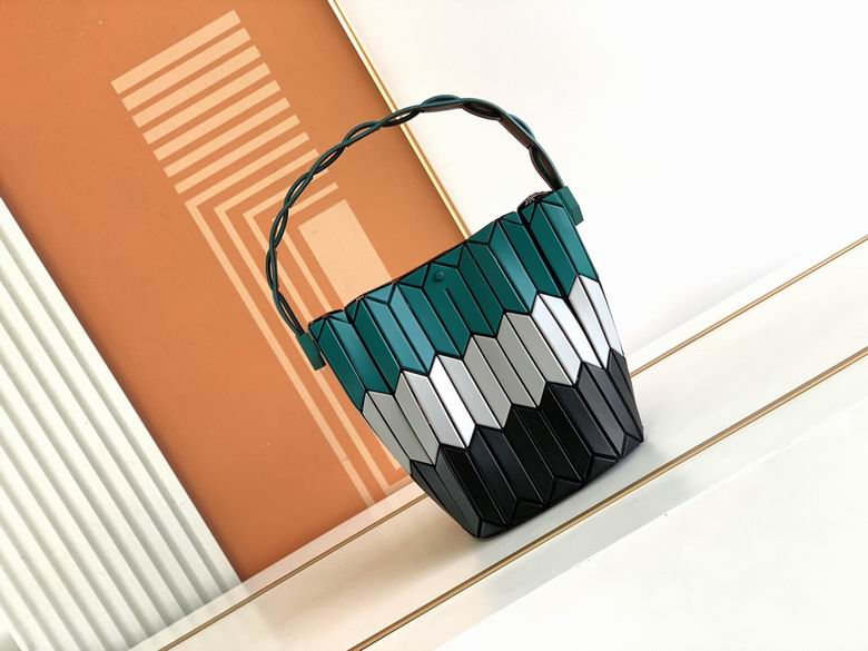 大24.5X16.2X16.2cm 小18.8X13.4X13.4cm 030701 YT 2