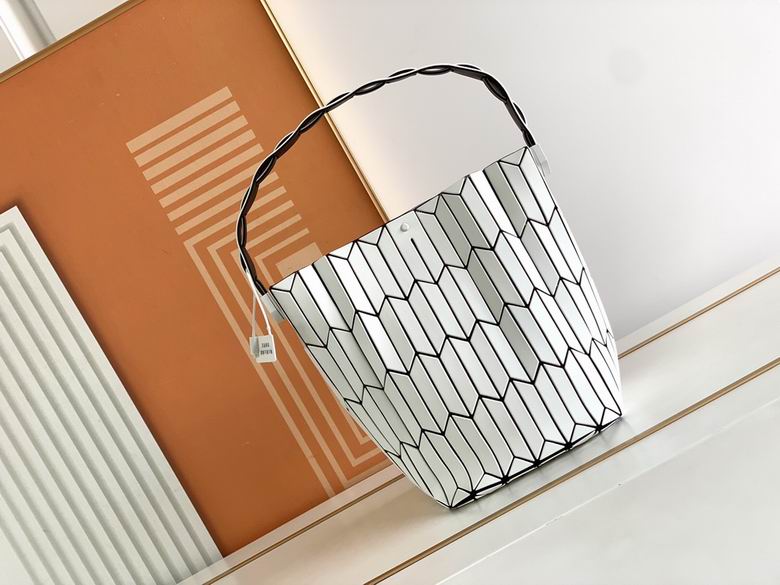 大24.5X16.2X16.2cm 小18.8X13.4X13.4cm 030701 YT 6