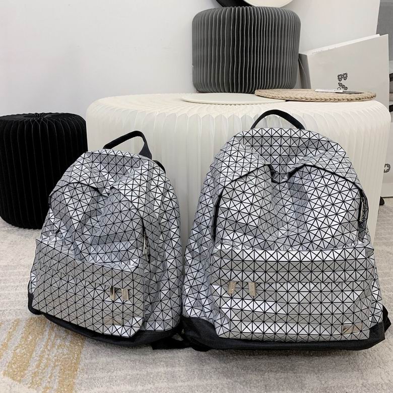 BB77 42X33X15cm YT 11colour