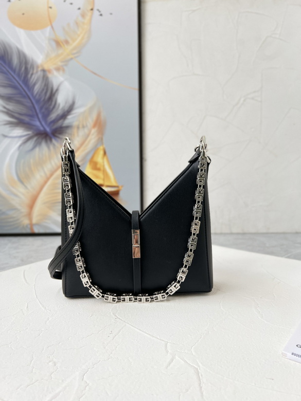 Cut Out 19X20X6cm 092003 YT