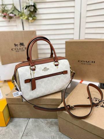 Coach 枕头包 25x15cm CN