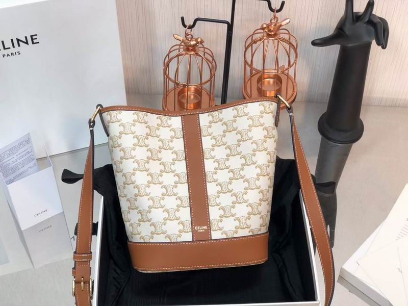 Triomphe 191132 30x22x13cm ss 20