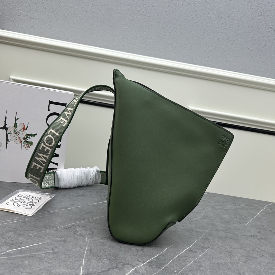 Loewe S327 34x17.5x13cm ww (5)