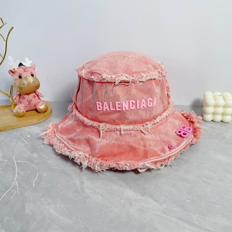 Balenciaga hat dx09