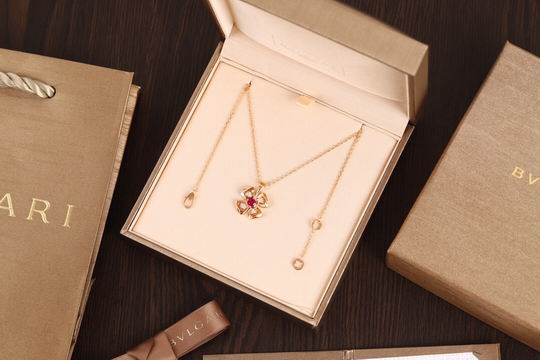 Bvlgari necklace 03lyh102