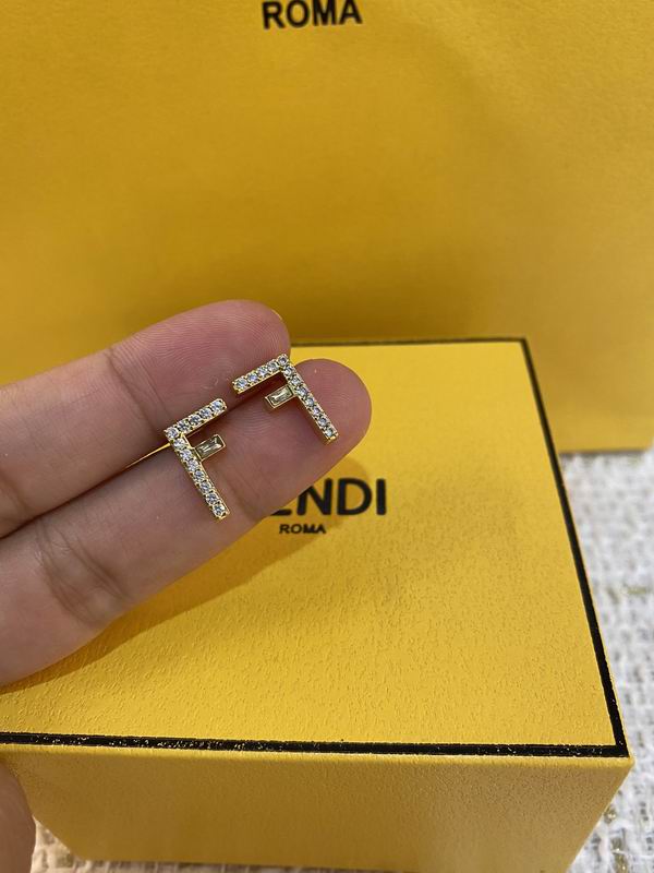Fendi earring 04lyx149