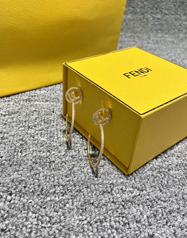 Fendi earring 05lyx211