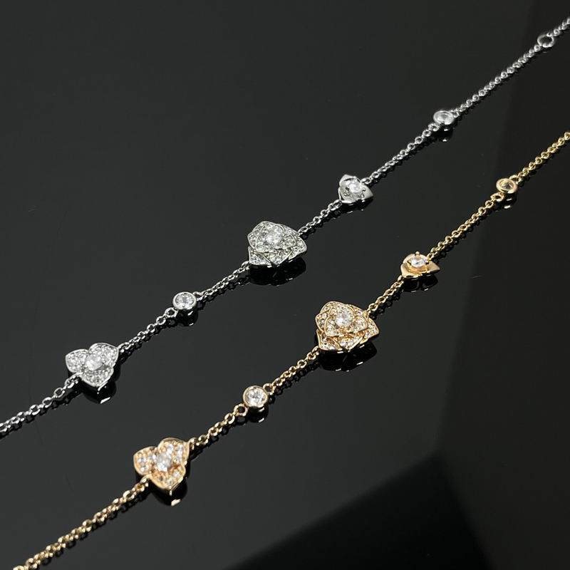 Piaget necklace 05lyx16