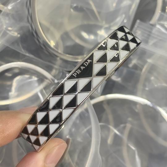 Prada bracelet 05lyh12