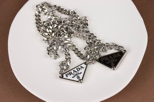 Prada necklace 04lyh08