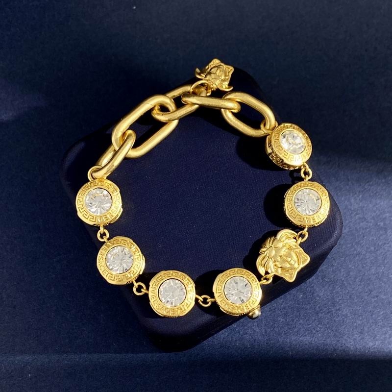 Versace bracelet 05lyx82
