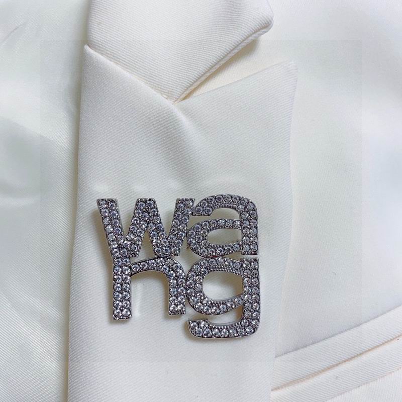 Alexander Wang brooch lyr1 (9)
