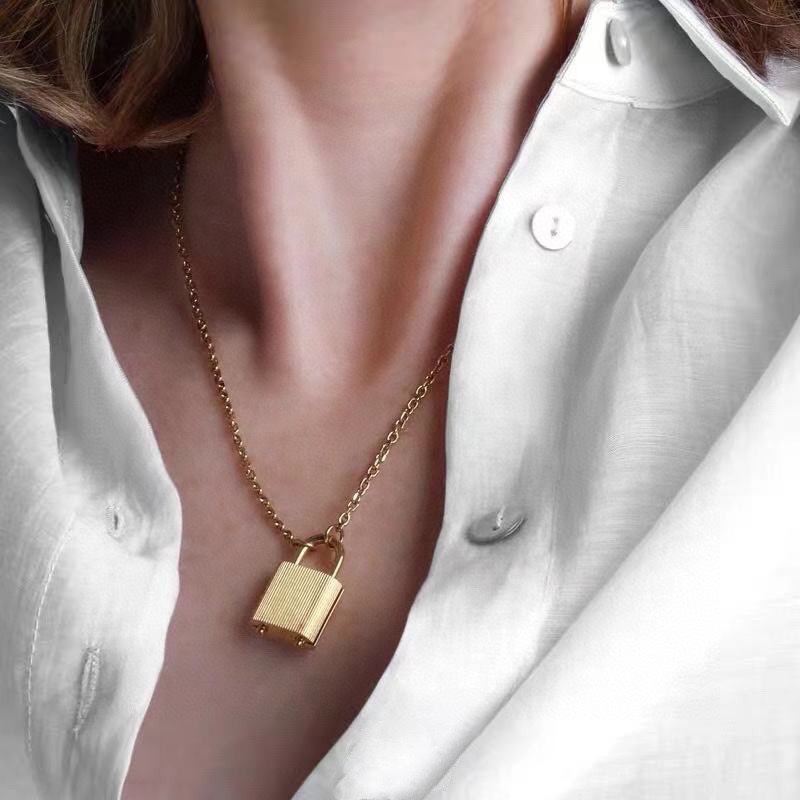 BV Necklace 01lyx15 (3)