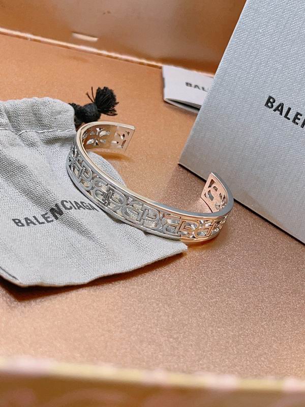 Balenciaga Bracelet 01lyr08 (2)