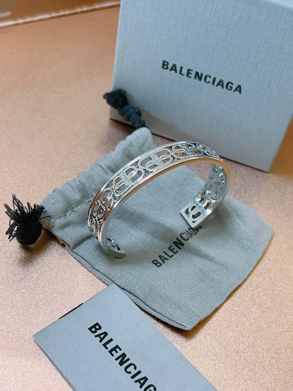 Balenciaga Bracelet 01lyr08 (8)
