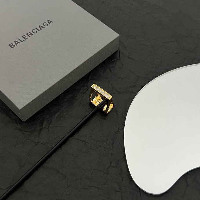 Balenciaga Ring  01lyr4 (2)