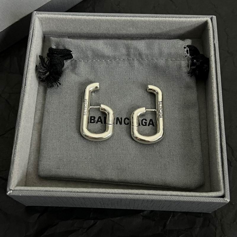 Balenciaga earring 01lyr24 (2)