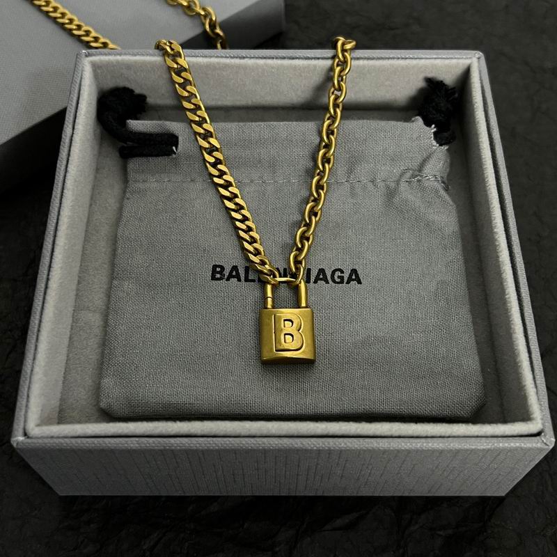 Balenciaga necklace 01lyr14 (2)