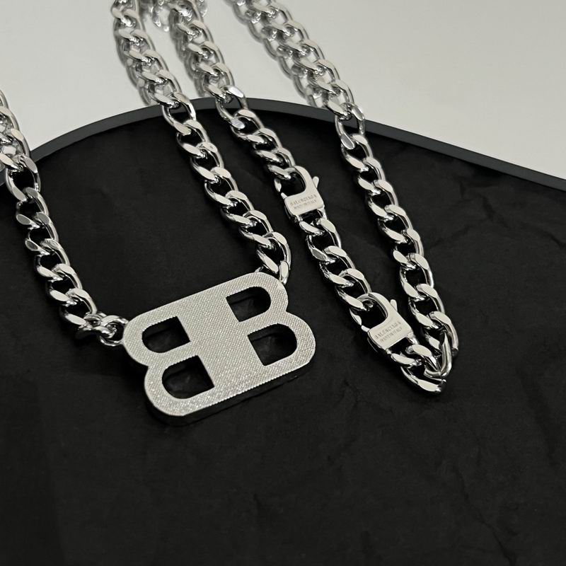Balenciaga necklace 01lyr9 (6)