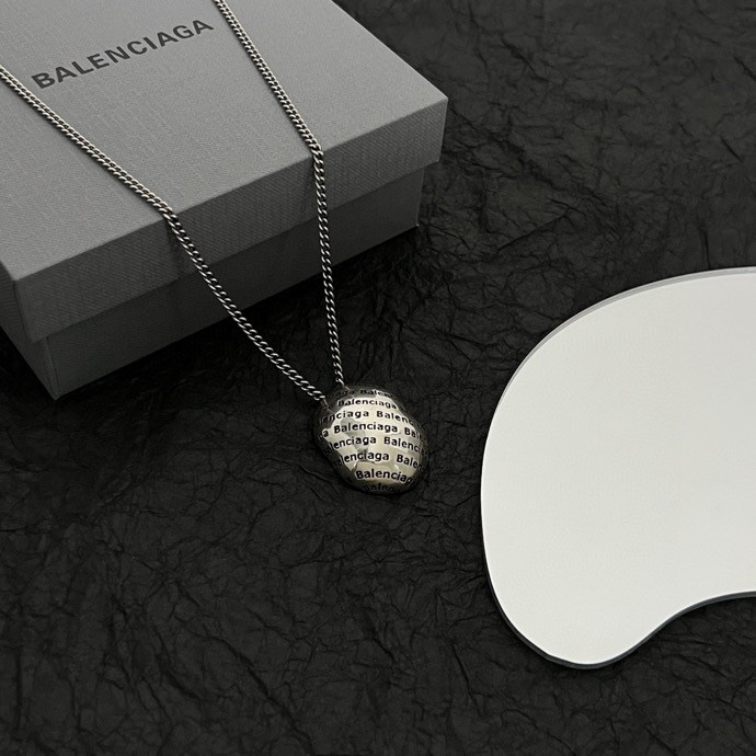 Balenciaga necklace 03lyr23 (12)