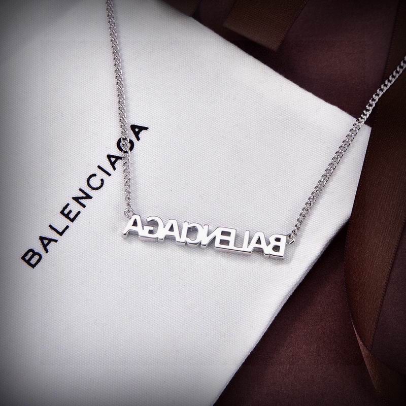 Balenciaga necklace 12lyr02 (5)