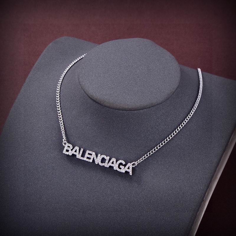 Balenciaga necklace 12lyr02 (7)