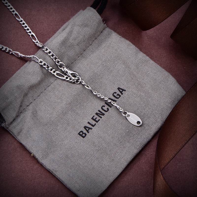Balenciaga necklace 12lyr03 (2)