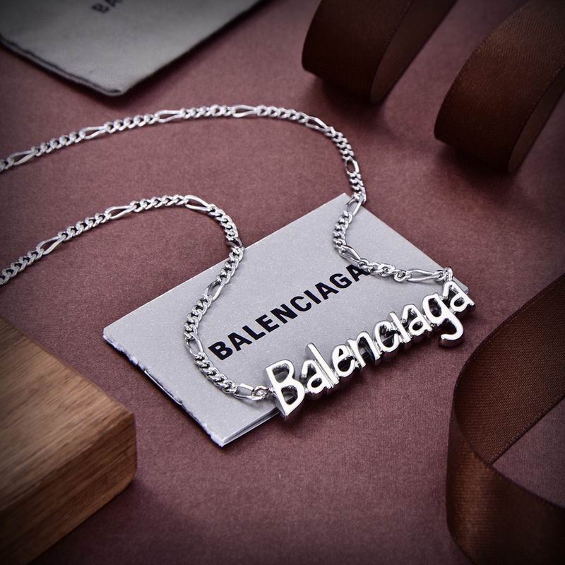 Balenciaga necklace 12lyr03 (4)