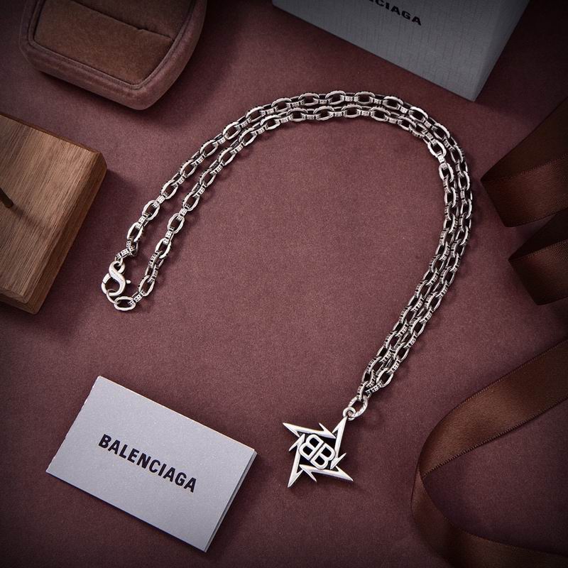 Balenciaga necklace 12lyr04 (1)