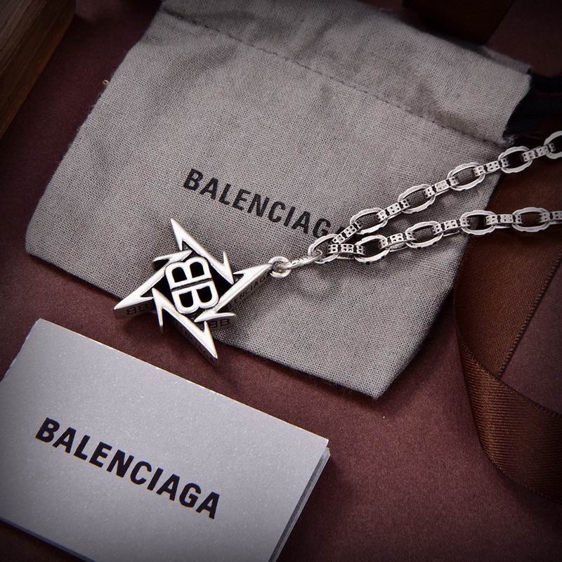 Balenciaga necklace 12lyr04 (3)