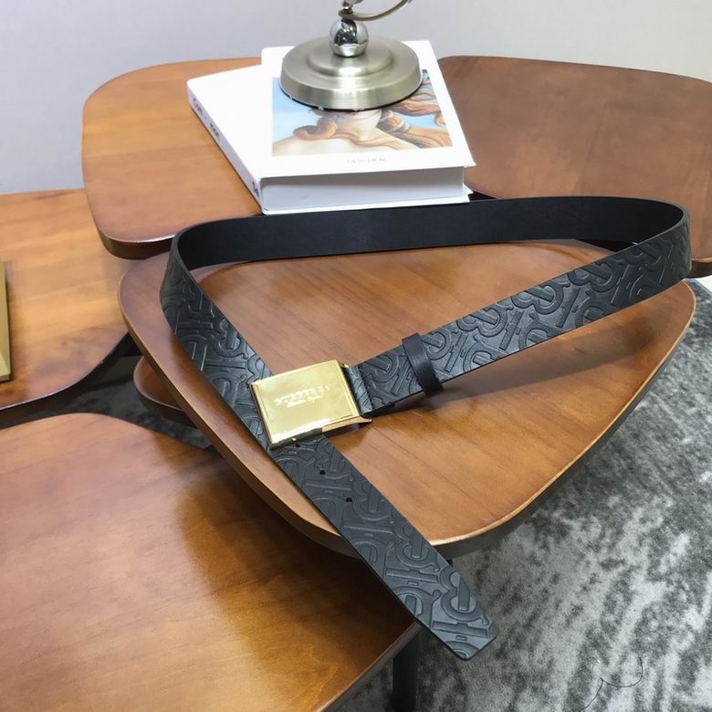 Burberry 34mmX95-125cm 7d (112)