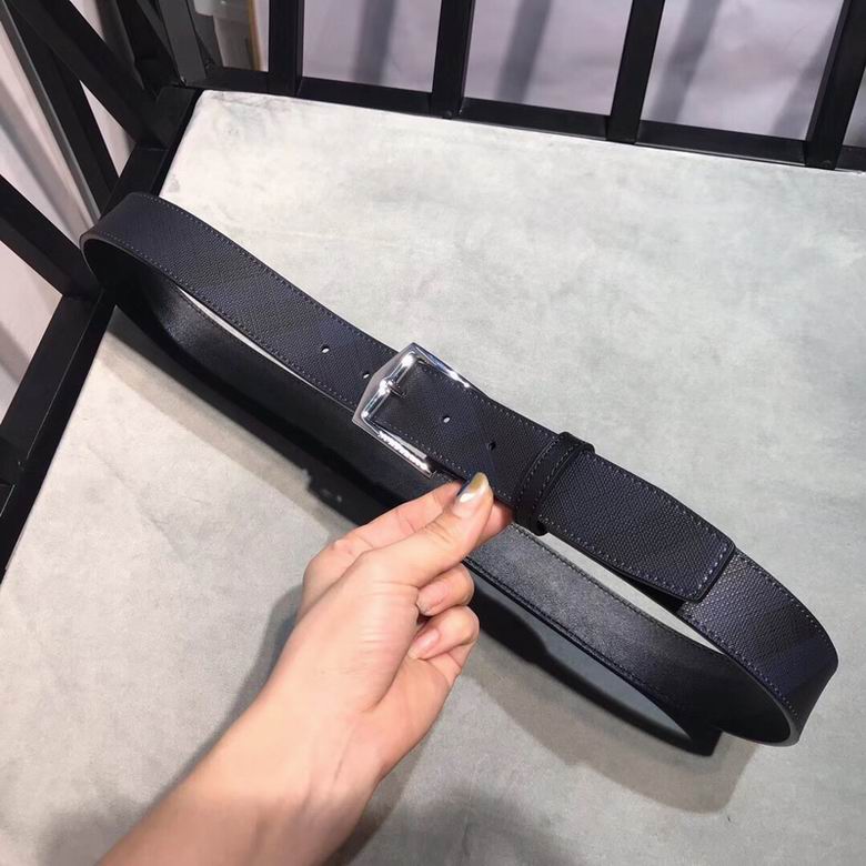 Burberry 34mmX95-125cm 7d (194)